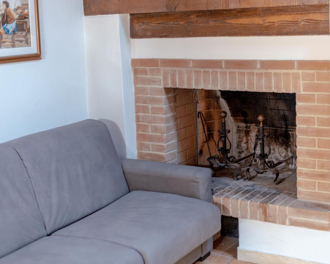Case Vacanze Ranza, Casale Con Piscina E Relax Сан-Джиминьяно Экстерьер фото